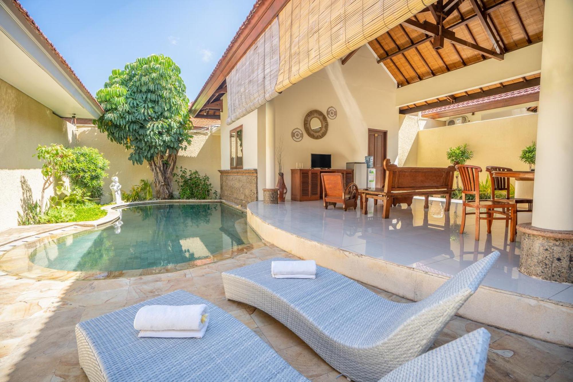 Villa 3-bedrooms Private Pool Saraswati Seminyak (Bali)